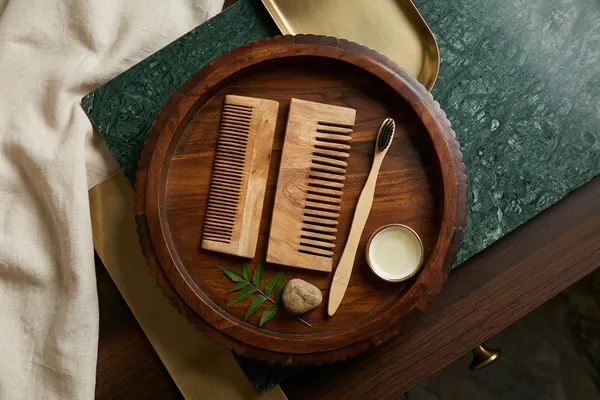Eco_Friendly_Vanity_Combo_Fluted_Acacia_Tray_Neem_Wood_Grooming_Set