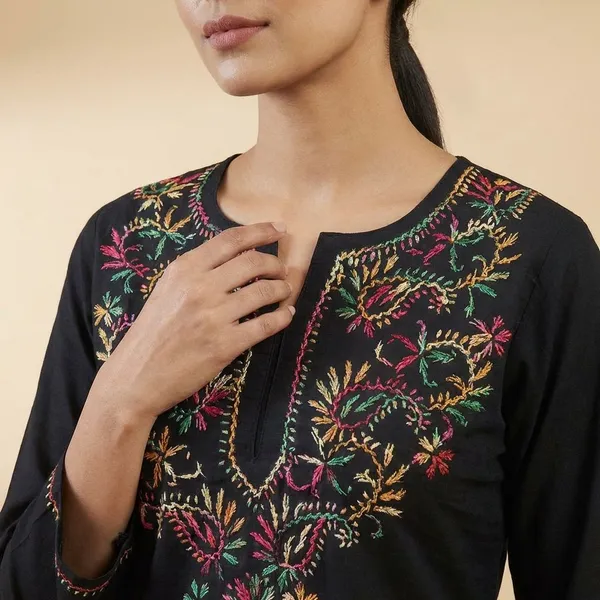 Pure_Chikankari_Black_Cotton_Short_Top_For_Women