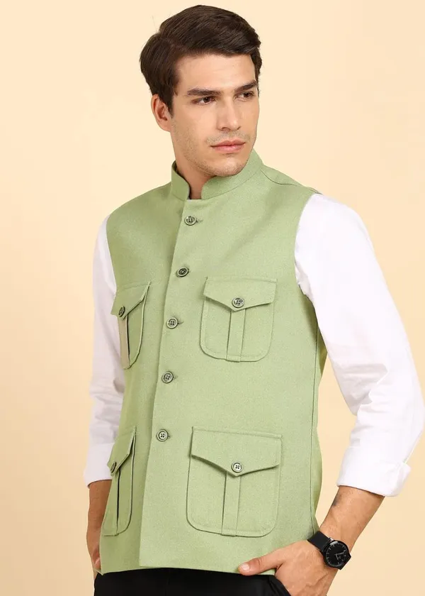 Pista_Green_Stylish_Woolen_Waistcoat_With_Pockets_Button_Closure_Slim_Fit_Vest_For_Men
