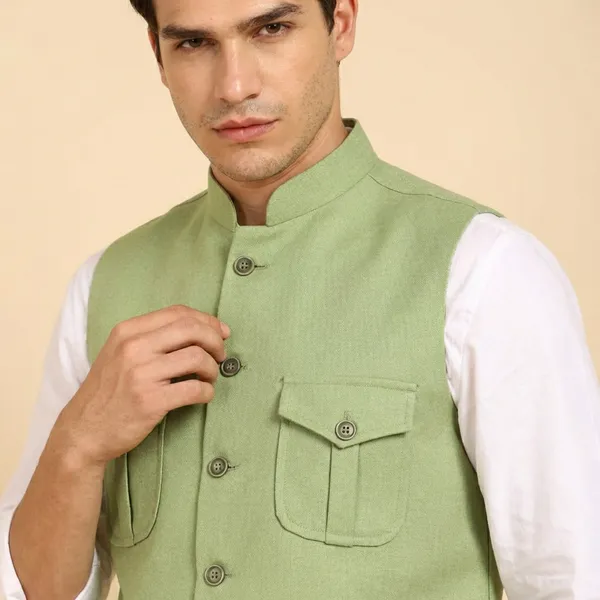 Pista_Green_Stylish_Woolen_Waistcoat_With_Pockets_Button_Closure_Slim_Fit_Vest_For_Men