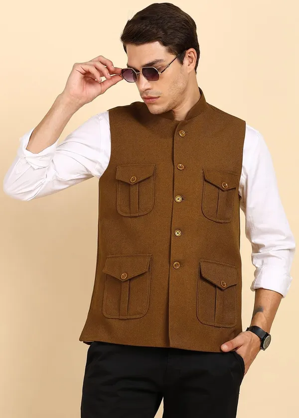 Wooden_Brown_Stylish_Woolen_Waistcoat_With_Pockets_Button_Closure_Slim_Fit_Vest_For_Men