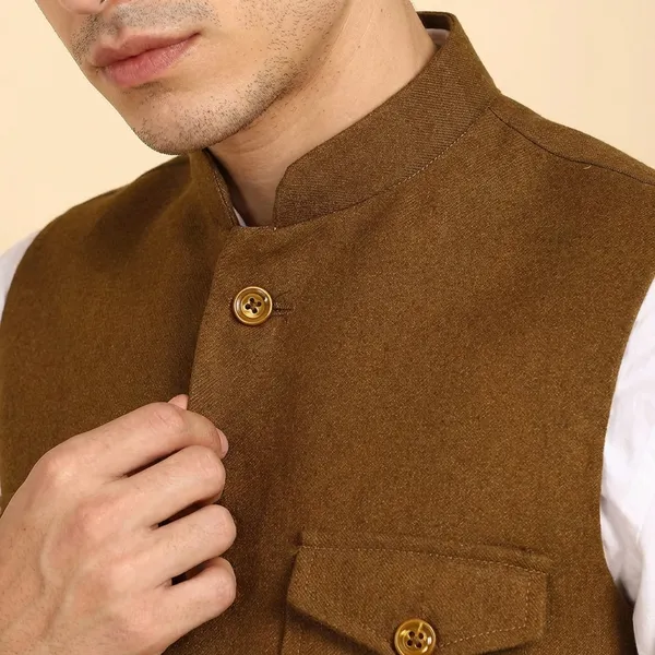 Wooden_Brown_Stylish_Woolen_Waistcoat_With_Pockets_Button_Closure_Slim_Fit_Vest_For_Men