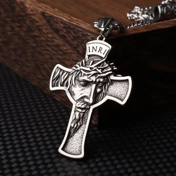 Pack_Of_2_Head_Pendant_Locket_with_Chain_for_Men_|_Antique_Silver_Alloy_Necklace_|_Bold_Stylish_Statement_Jewelry_Pendant_Chains_For_Men