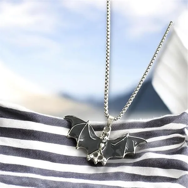 Men_Stainless_Steel_Chain_|_Silver_Finish_Modern_Link_Design,_Free_Size_Jewelley_For_Festive_And_Casual
