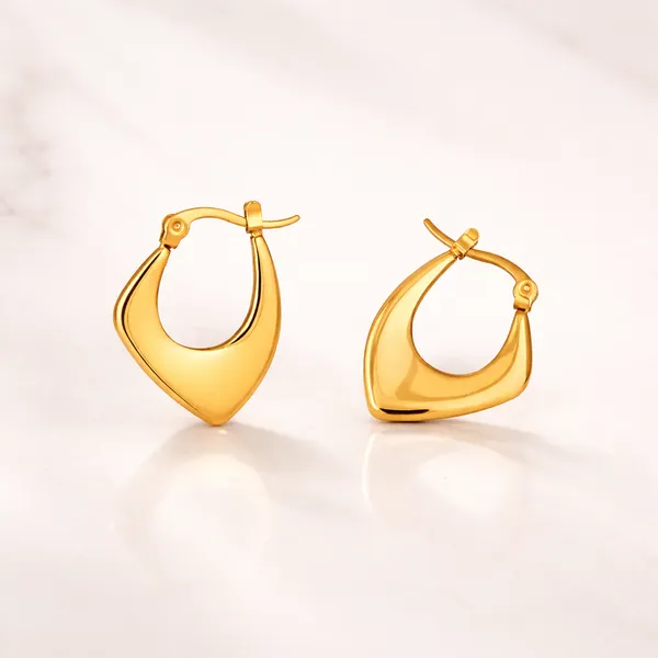 Gold_Plated_Stainless_Steel_Elegant_Heart_Shaped_Hoops_Earrings_For_Women