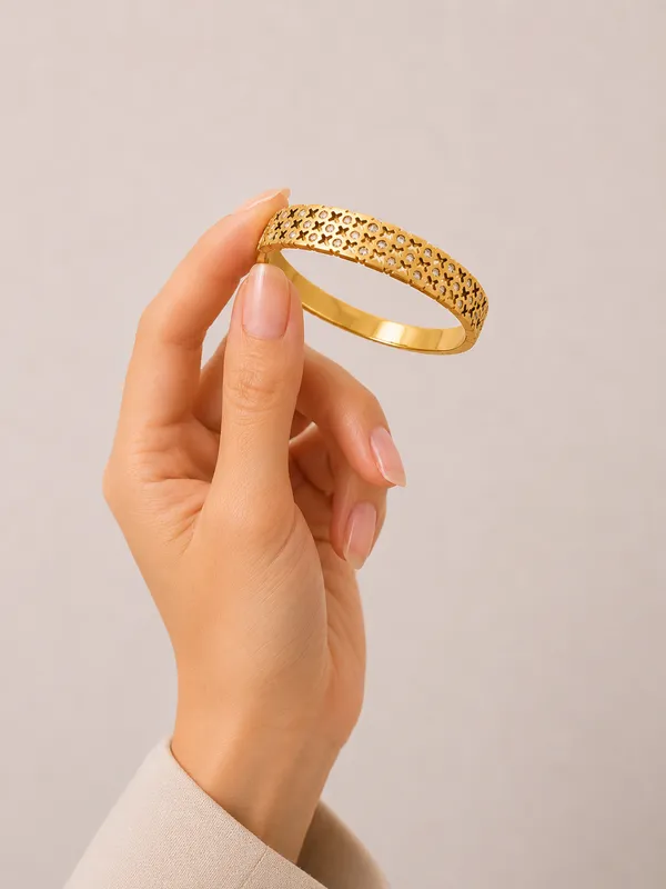 Gold_Plated_Stainless_Steel_Textured_Bracelet_For_Women
