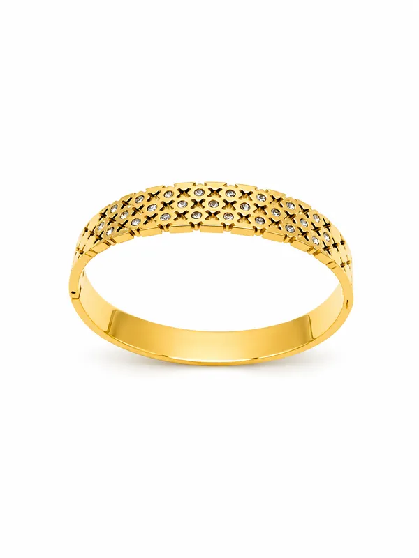 Gold_Plated_Stainless_Steel_Textured_Bracelet_For_Women