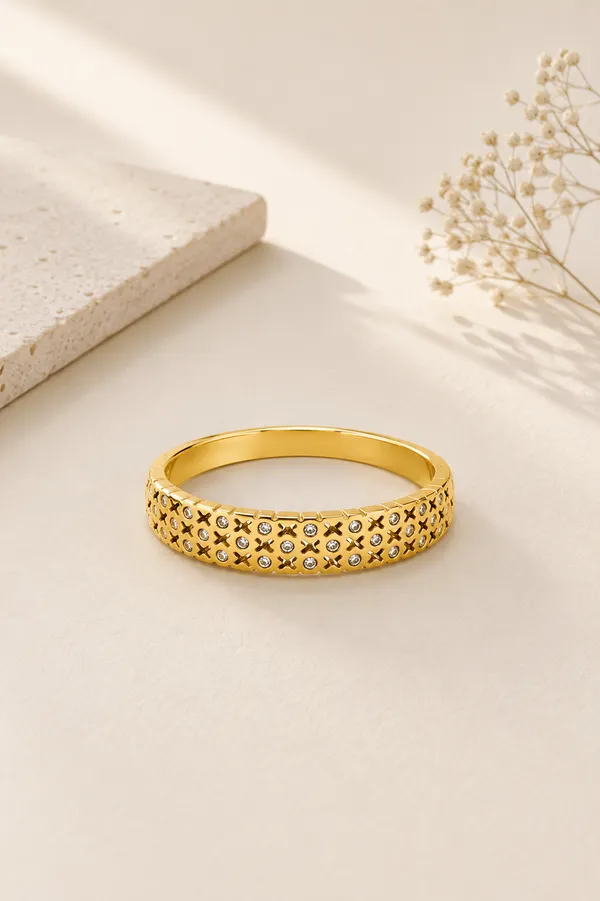 Gold_Plated_Stainless_Steel_Textured_Bracelet_For_Women