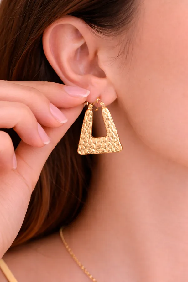 Textured_Triangle_Gold_Hoop_Earrings