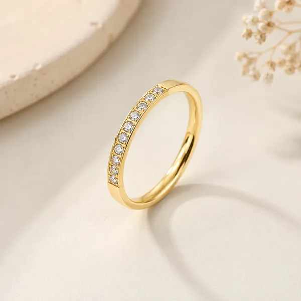 Classic_Crystal_Ring