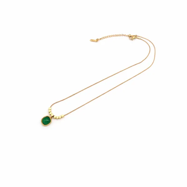 Emerald_Square_Gold_Pendant
