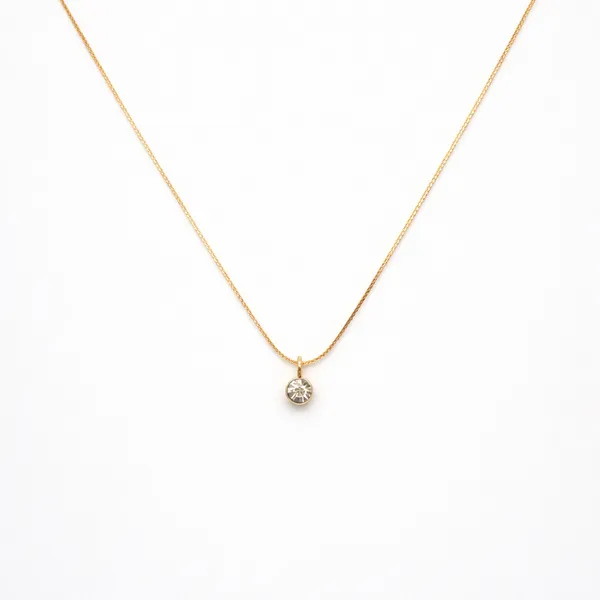 Classic_Solitaire_Gold_Pendant