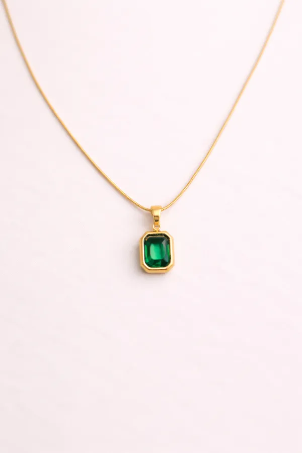Gold_Plated_Stainless_Steel_Emerald_Cut_Green_Stone_Pendant_For_Women