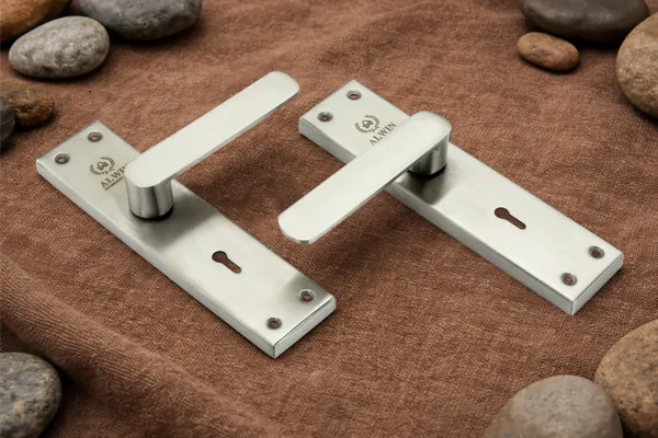 Stainless_Steel_Home_Lock_Set_For_Residential_Doors