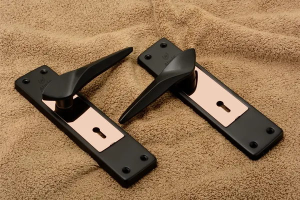 Iron_Home_Lock_Set_For_Bedroom_Doors