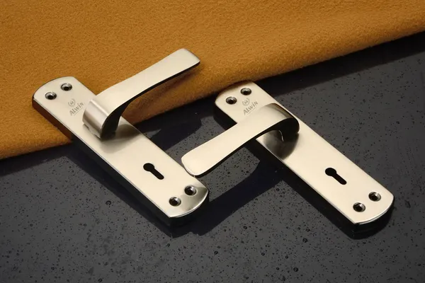 Iron_Home_Lock_Set_For_Bedroom_Doors