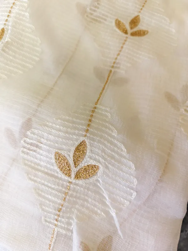 Off_White_Kota_Doria_Dupatta_With_White_Thread_Gold_Zari_Leaf_Embroidery