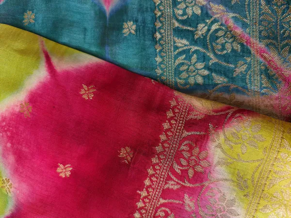 Combo_Luxury_Mint_Banarasi_Woven_Dupatta_Peacock_Print_Potli_Bag_Combo