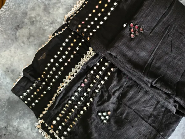 Black_Dupatta