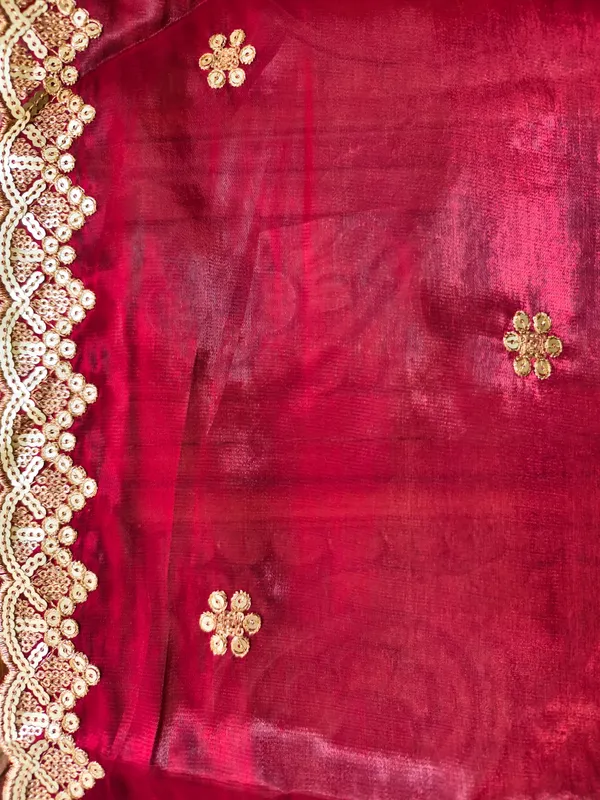 Maroon_Semi_Organza_Dupatta_With_Golden_Sequin_Embroidery_Lace_Border