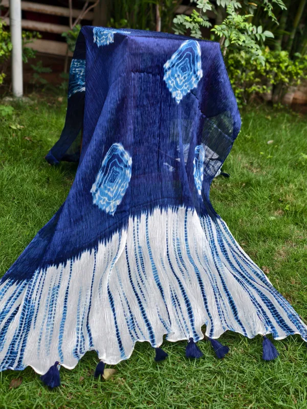 Indigo_Flow_Artisanal_Tie_Dye_Stole