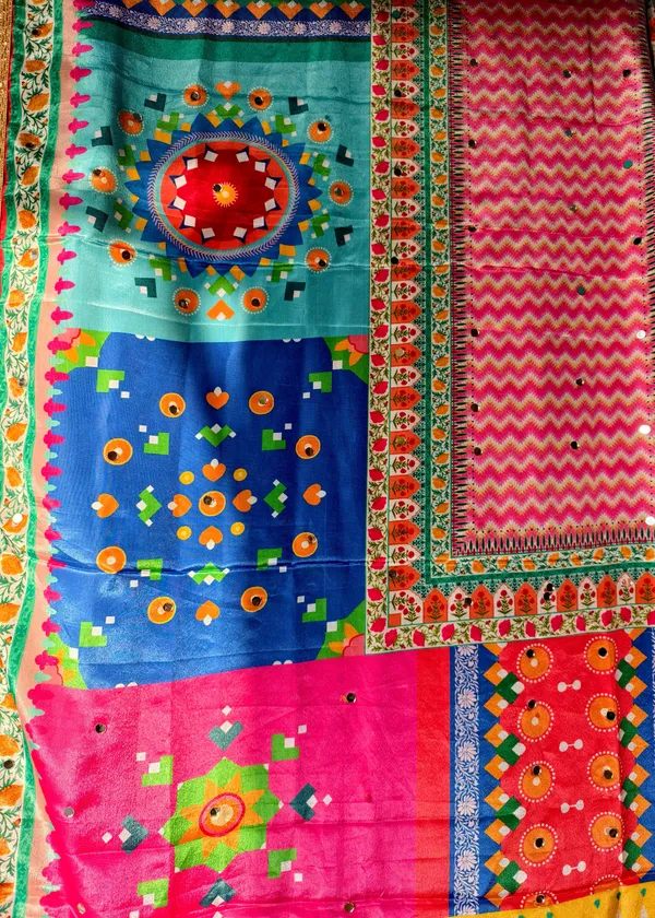 Festive_Mosaic_Print_Dupatta_With_Mirror_Work