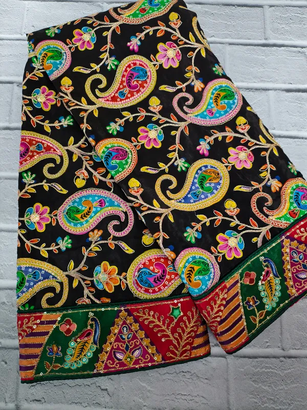 Black_Paisley_Sequin_Art_Dupatta