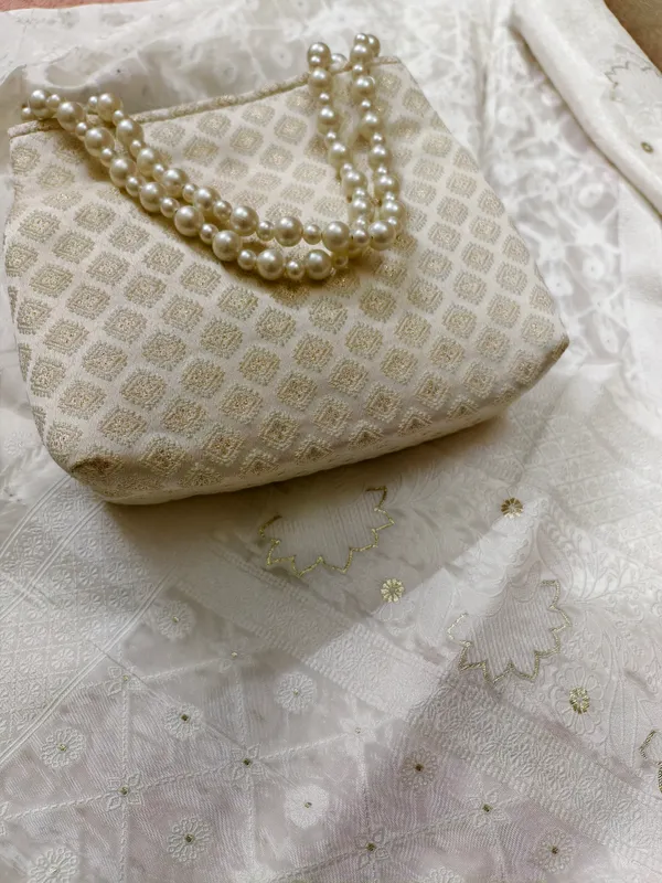 Combo_Luminous_White_Gold_Dupatta