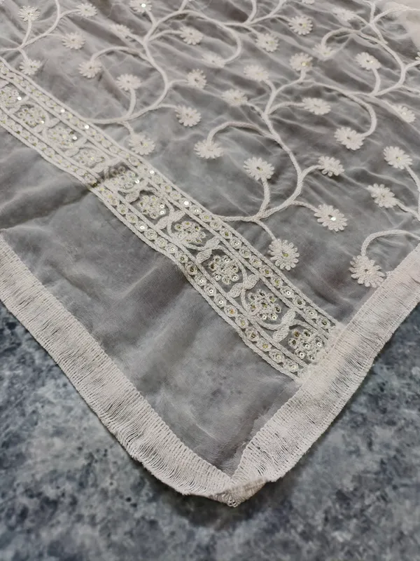 Whisper_White_Floral_Embroidered_Dupatta