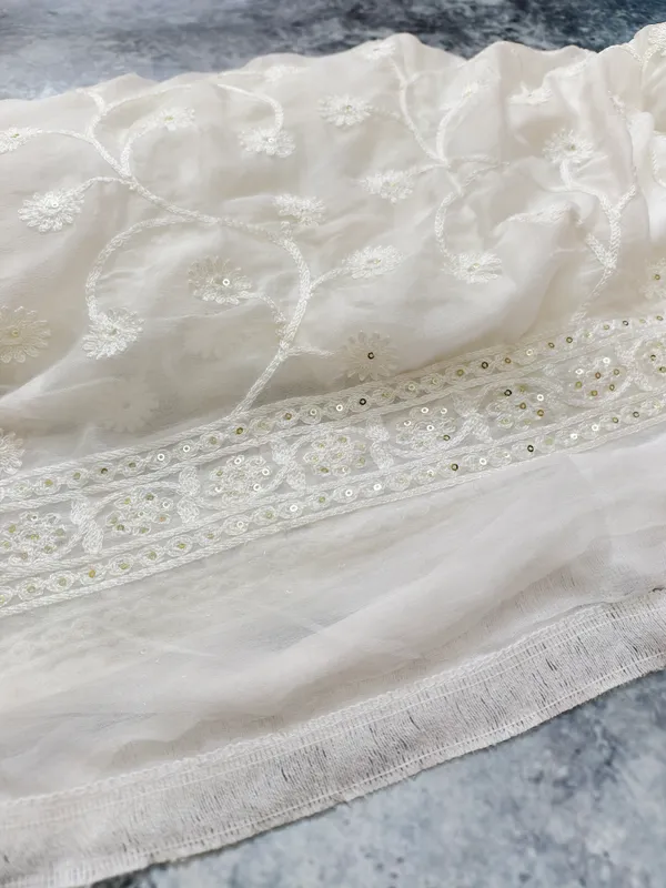 Whisper_White_Floral_Embroidered_Dupatta
