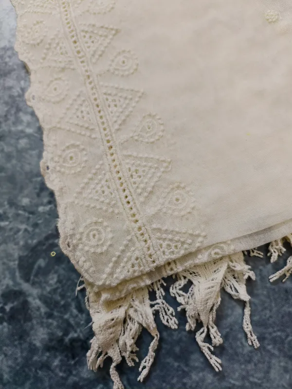 Intricate_Cream_Cutwork_Lace_Dupatta