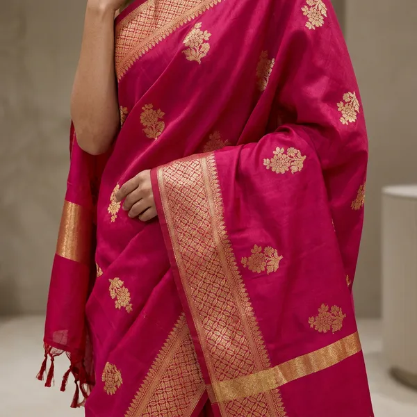 Heritage_Rani_Pink_Gold_Buta