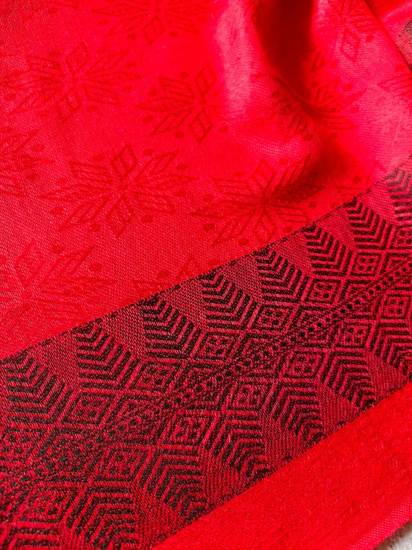 Crimson_&_Black_Weave_Dupatta