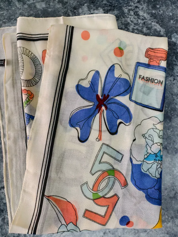 Designer_masterpiece_stole