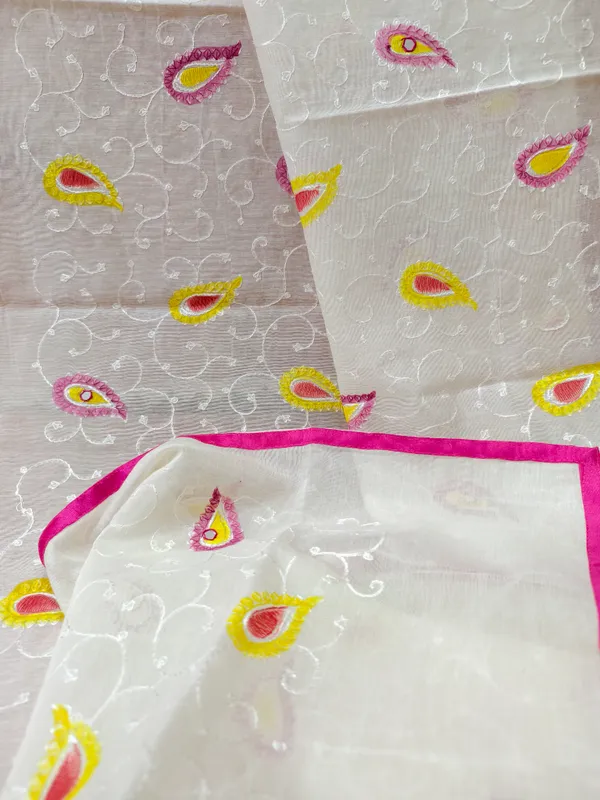 ELEGANT_CREAM_BASE_KERRY_DUPATTA