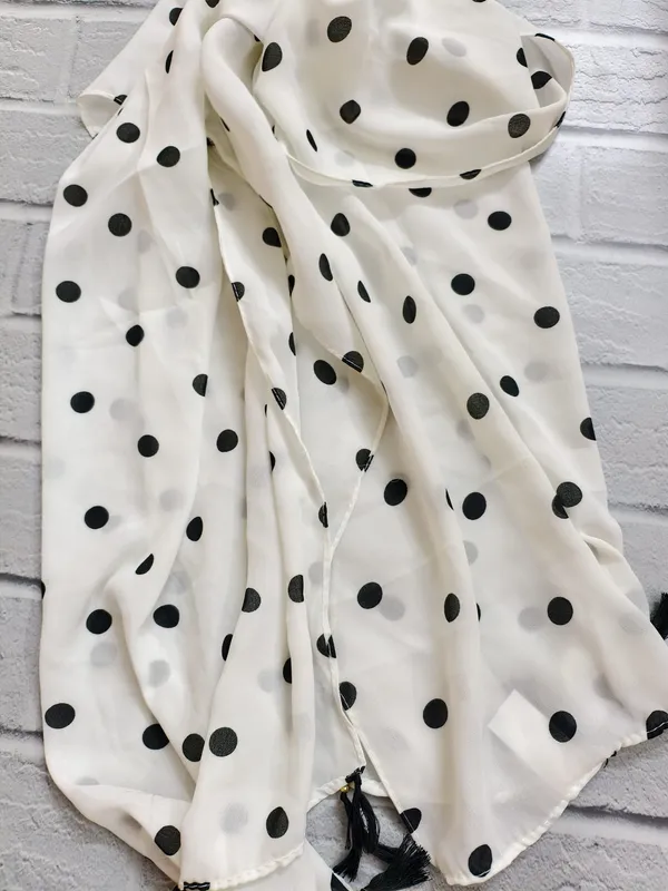 Classic_Polka_Dot_Stole