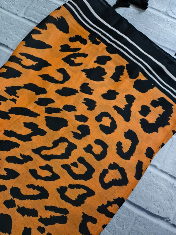 Leopard_Spot_Tangerine_Stole