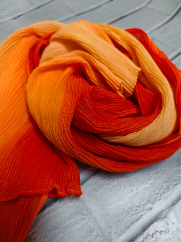 Sunset_Ombre_Crinkle_Stole