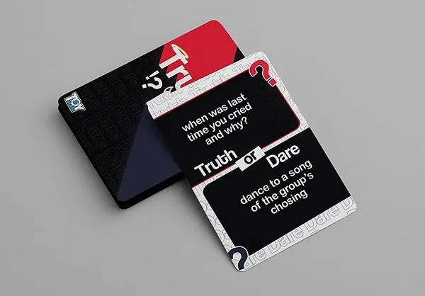 Red_Paperboard_Couples_Card_Game_For_Men_&_Women