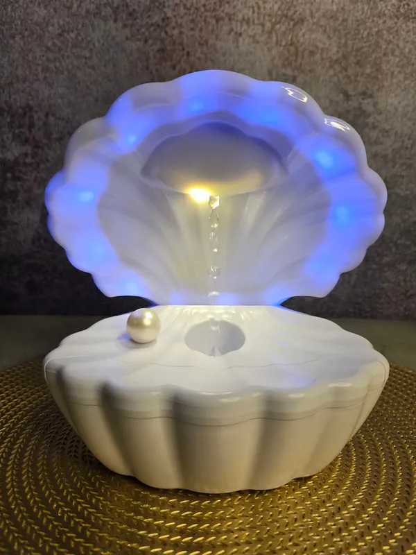 White_Abs_Plastic_Portable_Humidifier_For_Home_Decor