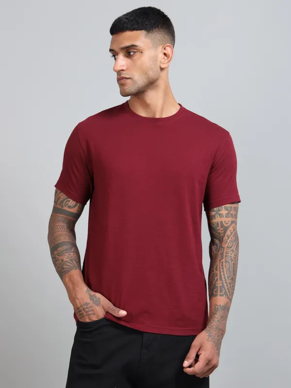 Maroon_Premium_Crewneck_Pima_Cotton_Round_Neck_T_Shirt_For_Men