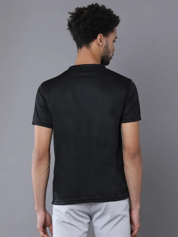 Classic_Black_Mobilitee_Polyester_Round_Neck_T_Shirt_For_Men_And_Women