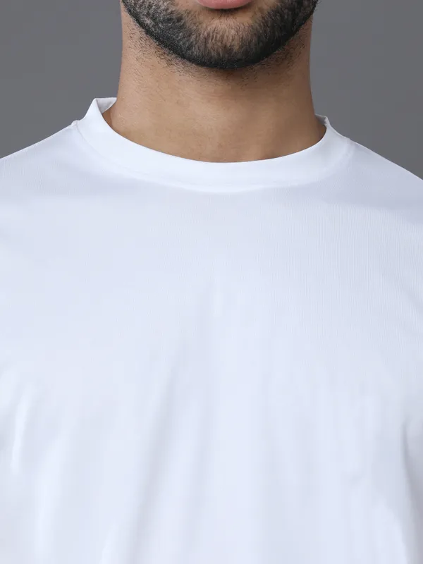 White_Sports_Crewneck_Polyester_Round_Neck_T_Shirt_For_Men_And_Women