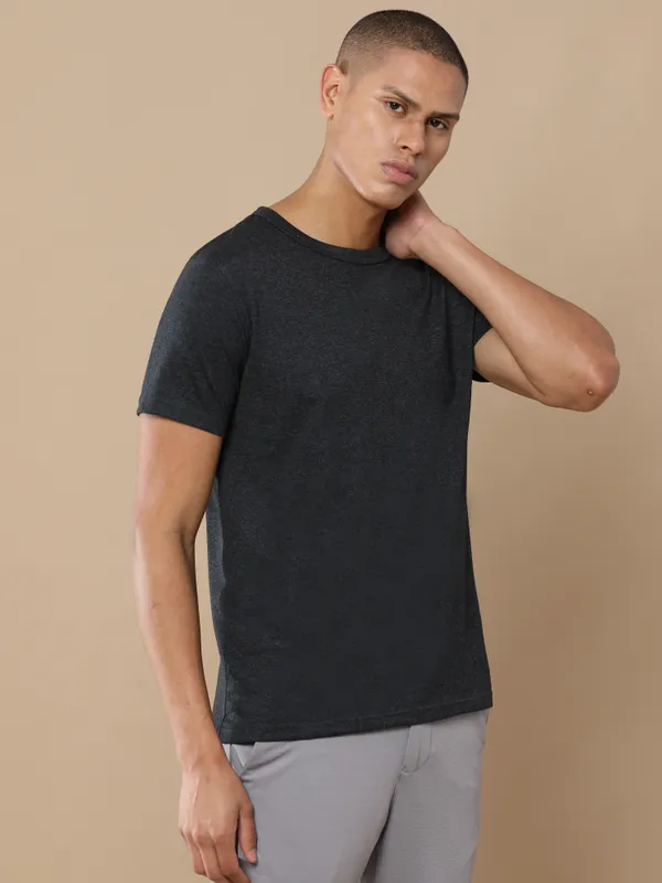 Charcoal_Melange_Sustainable_Crewneck_Cotton_And_Polyester_Round_Neck_T_Shirt_For_Men