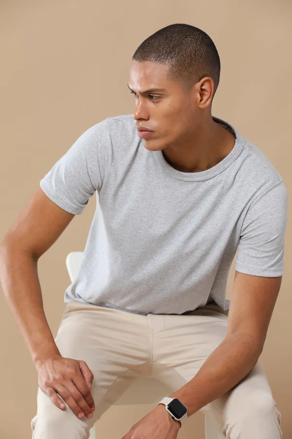 Grey_Sustainable_Crewneck_Cotton_And_Polyester_Round_Neck_T_Shirt_For_Men