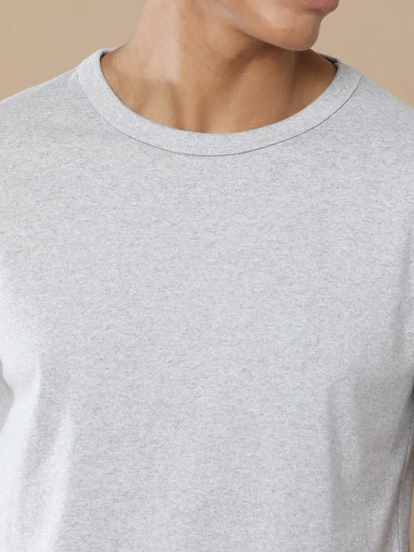 Grey_Sustainable_Crewneck_Cotton_And_Polyester_Round_Neck_T_Shirt_For_Men