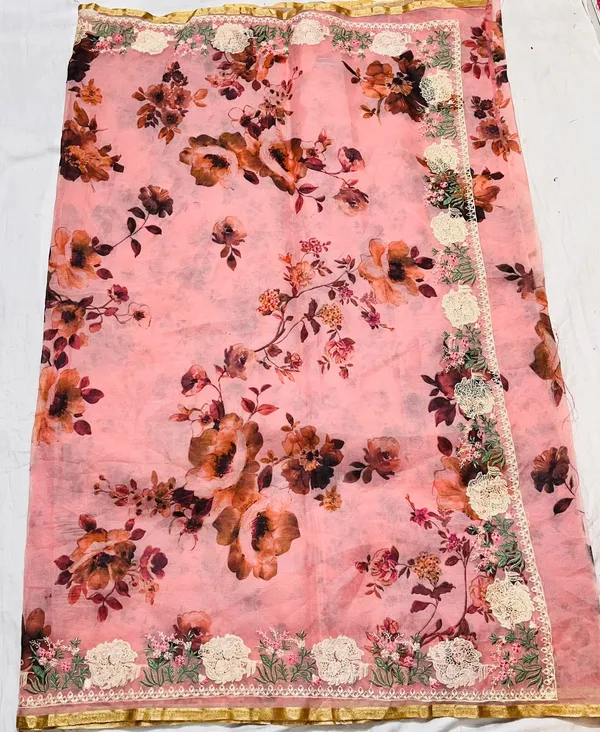Pink_Floral_Print_With_Golden_Border_Silk_Saree_For_Women