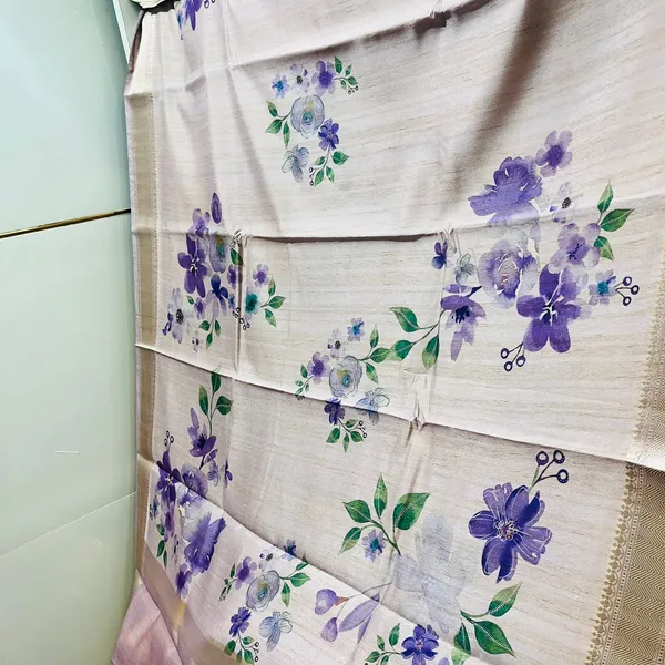 Pastel_Pink_Floral_Printed_Organza_With_Golden_Border_Silk_Saree_For_Women