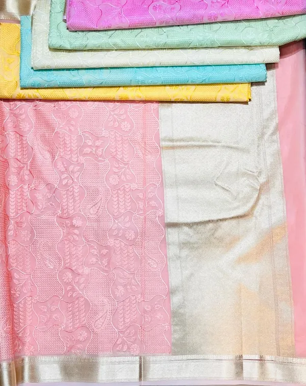 Golden_Elegant_Embroidered_With_Border_Silk_Saree_For_Women