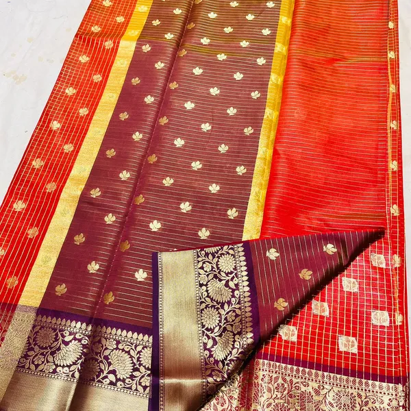 Maroon_And_Orange_Traditional_With_Gold_Zari_Border_And_Buti_Work_Silk_Saree_For_Women